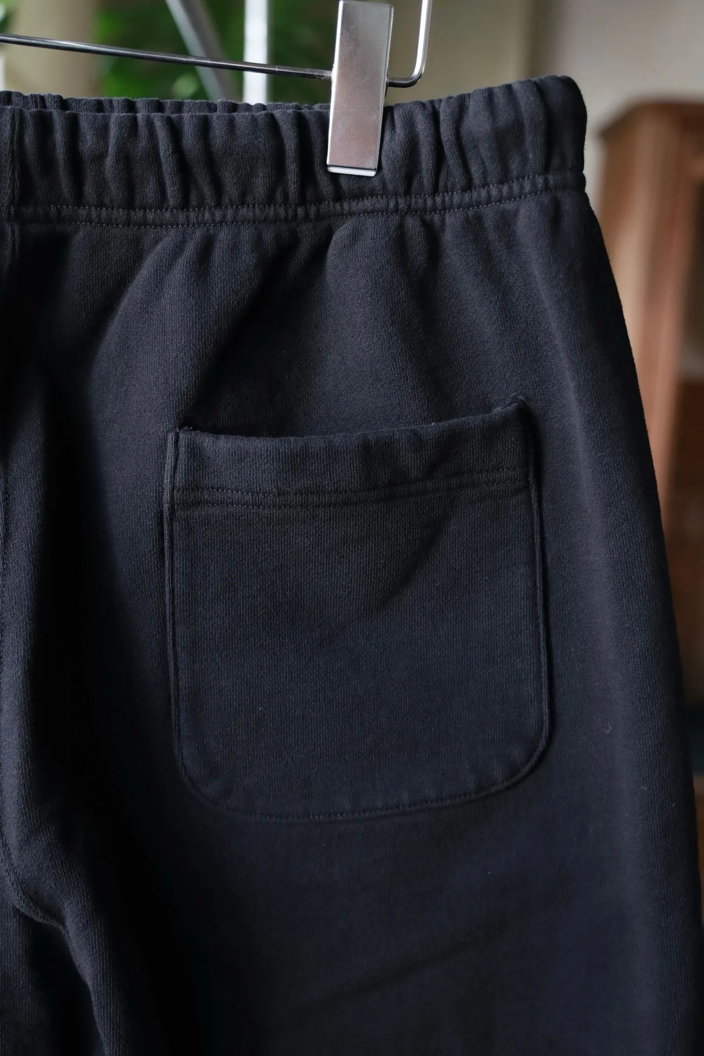 SAINT Mxxxxxx SWEAT SHORTS/RIBON SAINT/BLK pink SAINT LOGO shorts, black S-XL cotton and linen OE yarn fabric, stiff, light, comfortable and breathable, non-locking design, naturally rolled back after water, super handsome version, easy to match, original consistent main mark, wash water mark, little angel anti-counterfeiting mark